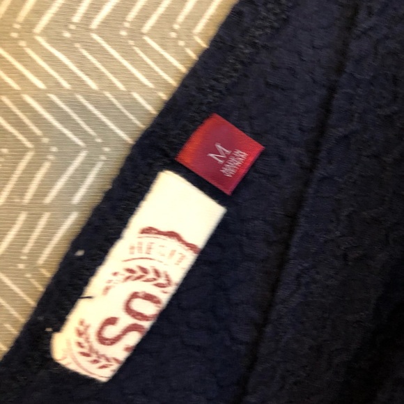 Kohl’s Navy Blue V Neck Top - Picture 4 of 4